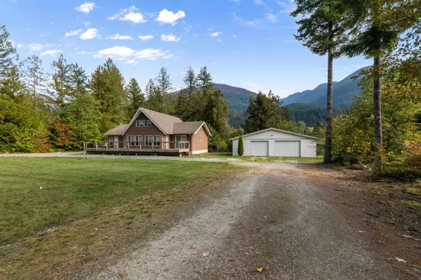 Hope, BC V0X 1L3,26542 Reynolds RD