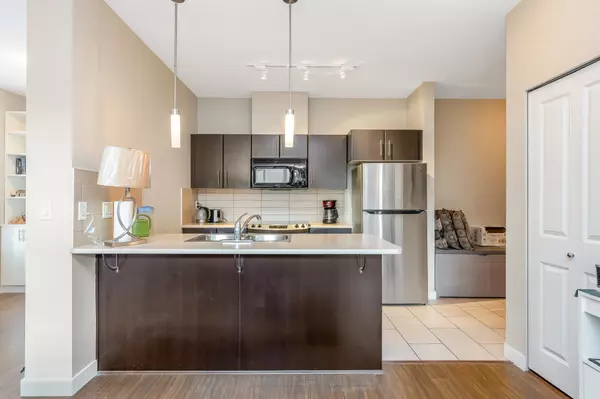 Abbotsford, BC V2S 0C1,33546 Holland AVE #216