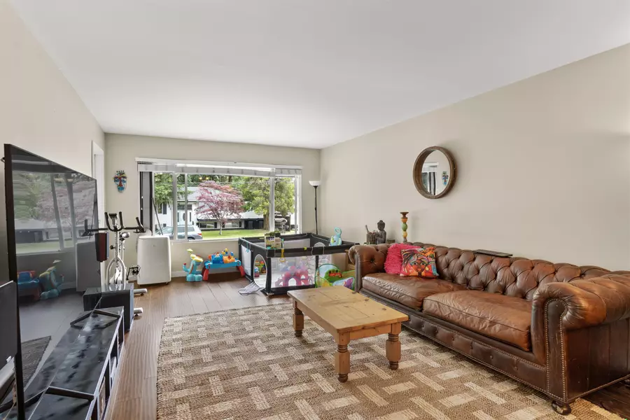 3421 Edinburgh ST, Port Coquitlam, BC V3B 4K4