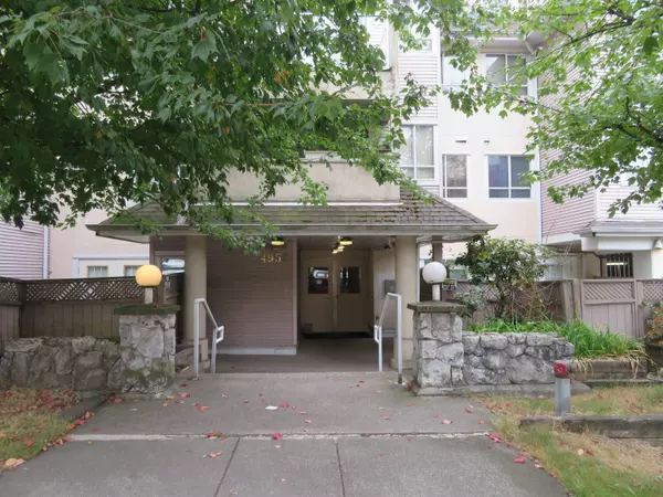 4950 Joyce ST #304, Vancouver, BC V5R 4G6