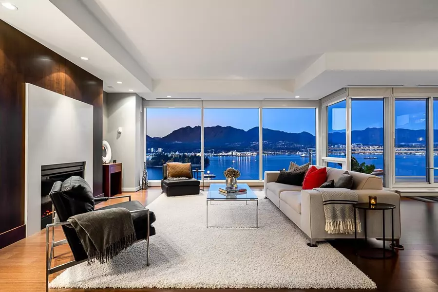 1139 W Cordova ST #2202, Vancouver, BC V6C 0A2