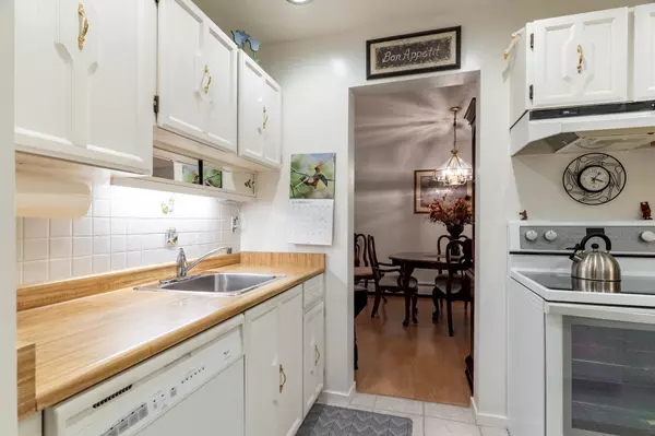 10160 Ryan RD #106 Richmond, BC V7A 4P9