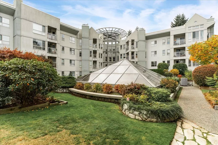 2575 Ware ST #203, Abbotsford, BC V2S 3E2