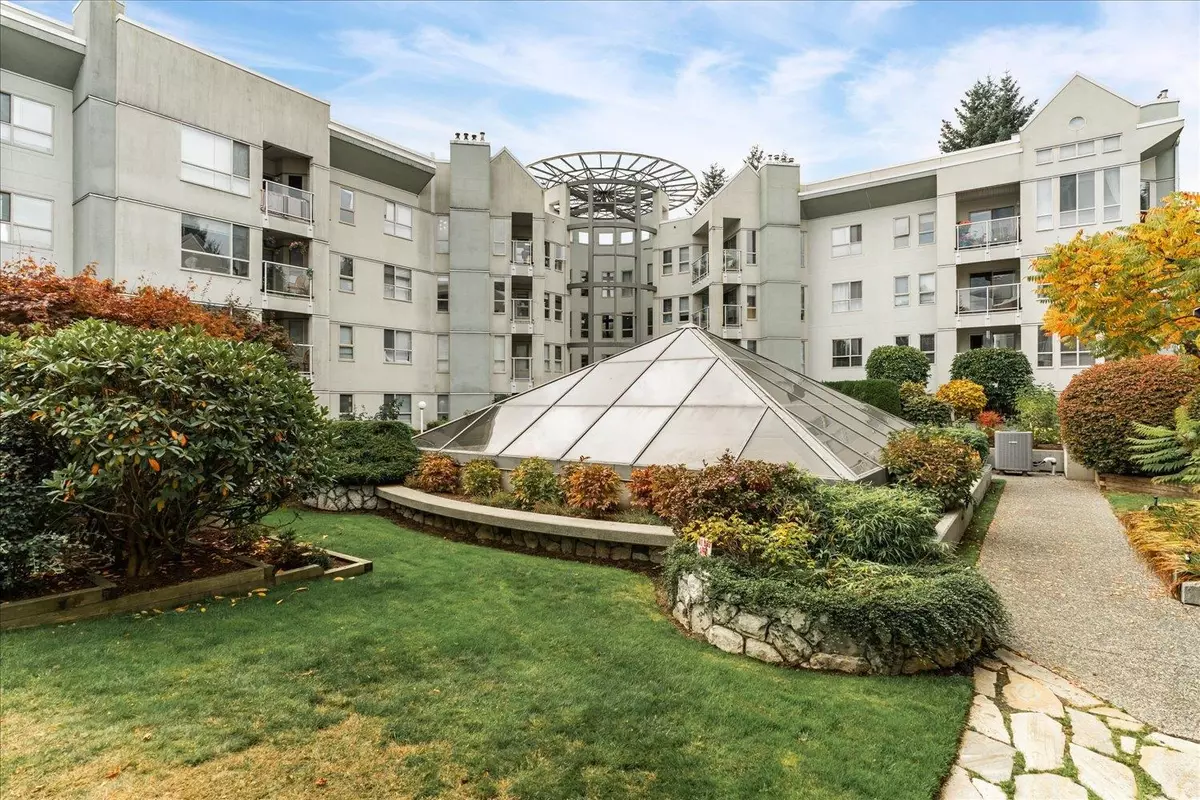 Abbotsford, BC V2S 3E2,2575 Ware ST #203