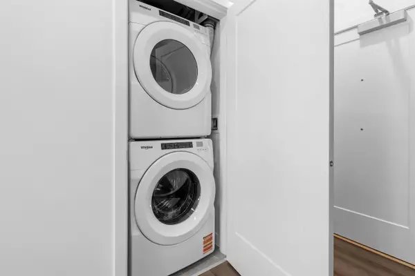 Surrey, BC V3W 3V9,13788 76 AVE #115