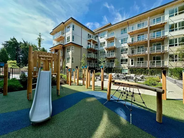 Coquitlam, BC V3J 4G2,723 Grover AVE #201