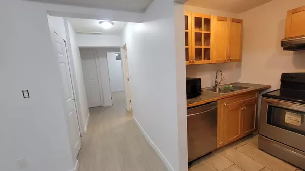 Maple Ridge, BC V2W 1X9,24337 102a AVE