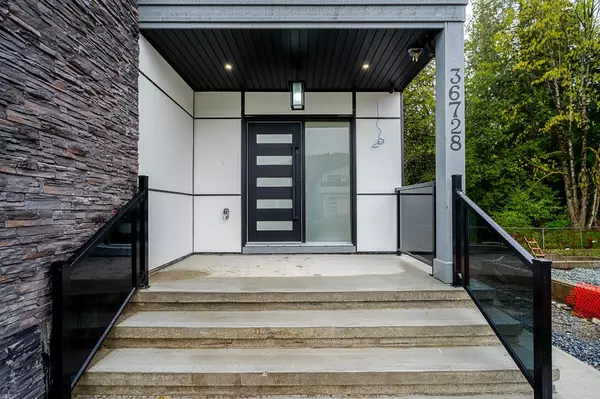 Abbotsford, BC V3G 0H4,36728 Dianne Brook AVE