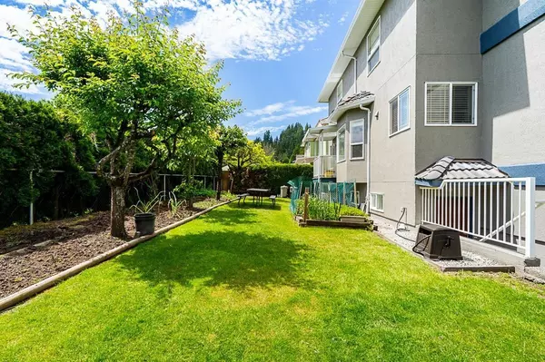 Coquitlam, BC V3E 3B9,3330 Turner AVE