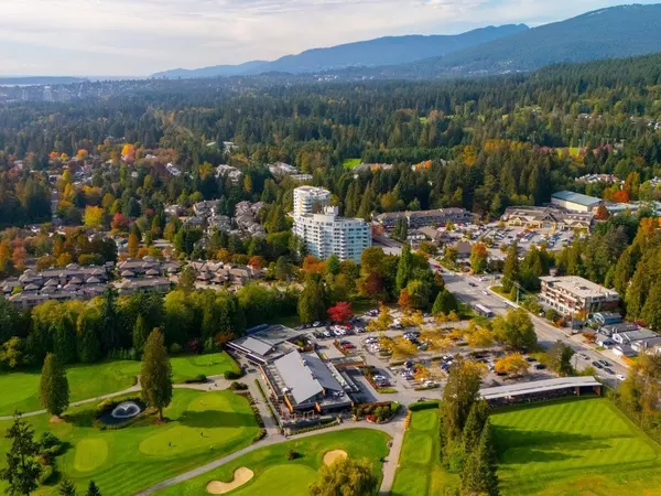 North Vancouver, BC V7H 2X4,995 Roche Point DR #304