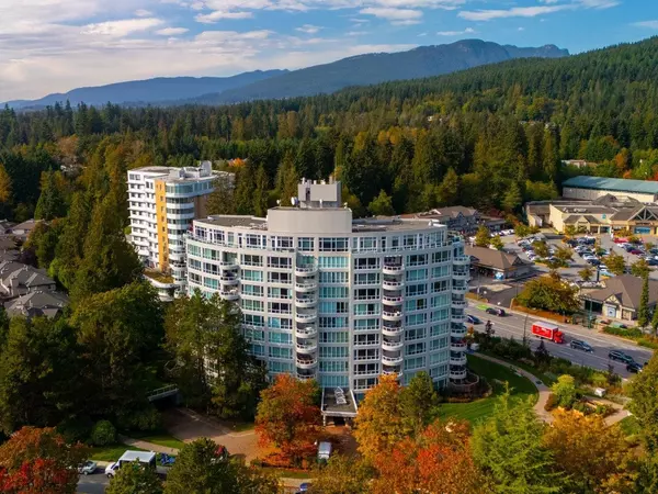 995 Roche Point DR #304, North Vancouver, BC V7H 2X4