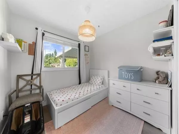 20709 120b AVE Maple Ridge, BC V2X 9T5