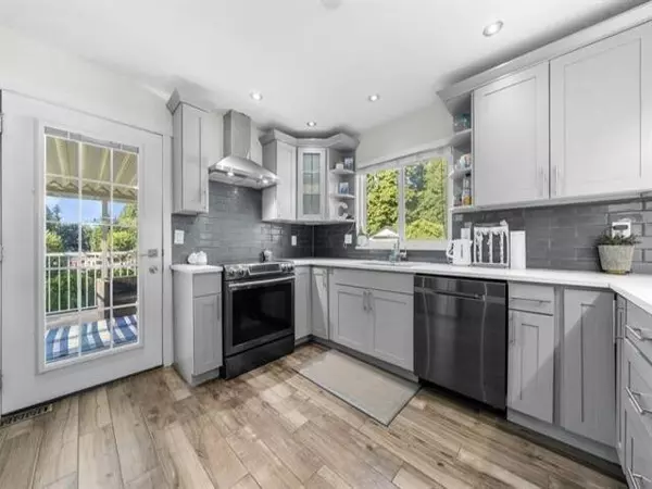 Maple Ridge, BC V2X 9T5,20709 120b AVE