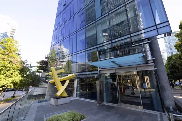 Vancouver, BC V6G 0A7,1499 W Pender ST #34F