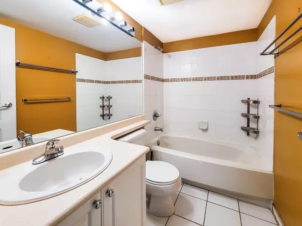Richmond, BC V6Y 4B9,7760 Granville Ave