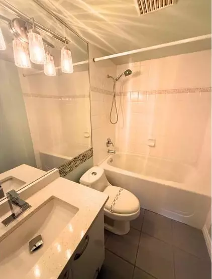 Burnaby, BC V5H 4T1,4505 Hazel ST #1305