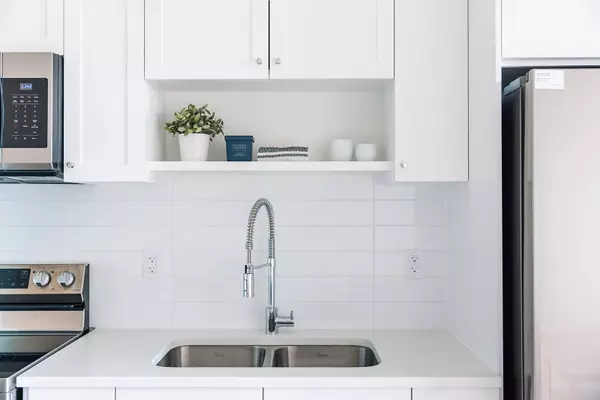 Surrey, BC V4N 5A4,8509 158 ST #629