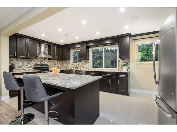 3228 Cedar DR Port Coquitlam, BC V3B 3C4