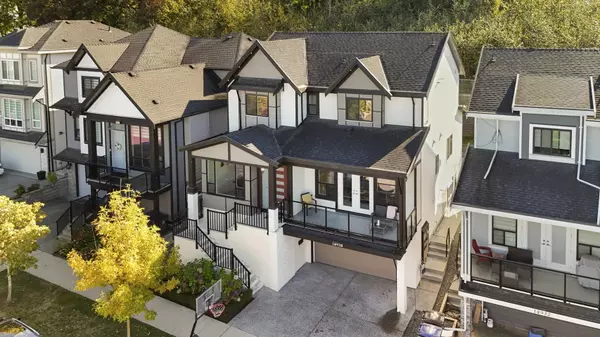 Surrey, BC V3S 2X1,14938 63 AVE