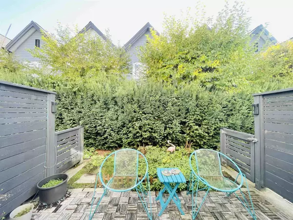 Burnaby, BC V5J 0G1,6868 Burlington AVE #35