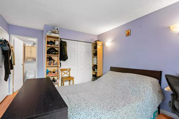 2690 Kingsford AVE Burnaby, BC V5B 4L6