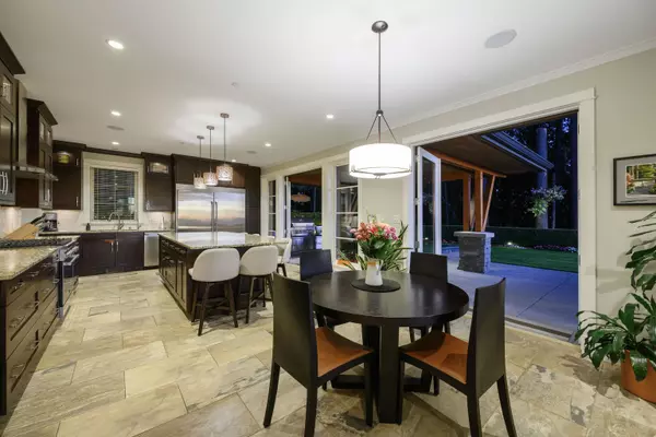 North Vancouver, BC V7N 1Y5,4120 St. Marys AVE