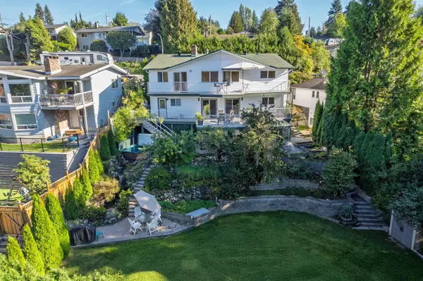 1496 Mary Hill LN, Port Coquitlam, BC V3C 4C3