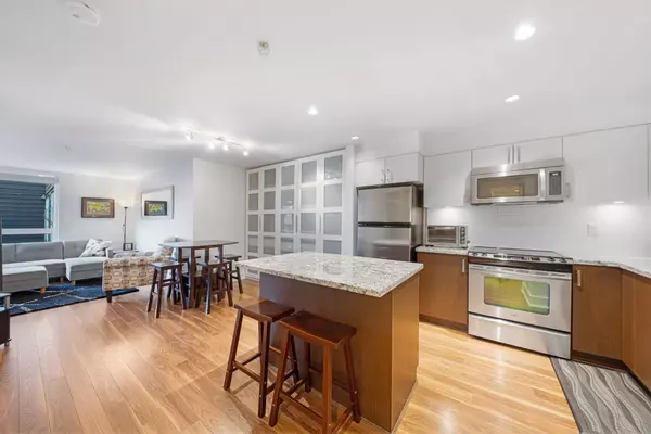 85 Eighth AVE #213, New Westminster, BC V3L 0E9