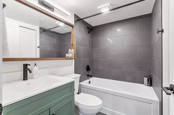 1466 Pemberton AVE #312 Squamish, BC V8B 0K1