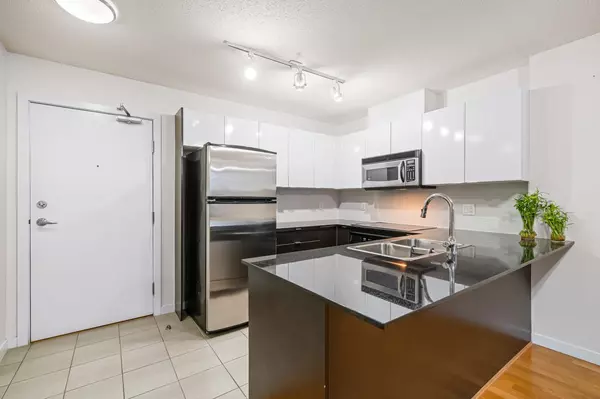 4178 Dawson ST #1105 Burnaby, BC V5C 0A1