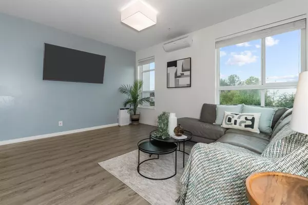 20087 68 AVE #1 Langley, BC V2Y 0Y4