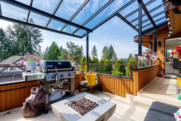 2940 Dresden WAY North Vancouver, BC V7H 1P6