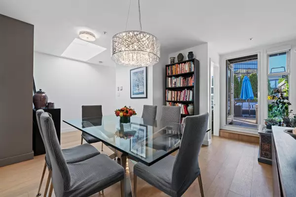 638 W 7th AVE #325 Vancouver, BC V5Z 1B5