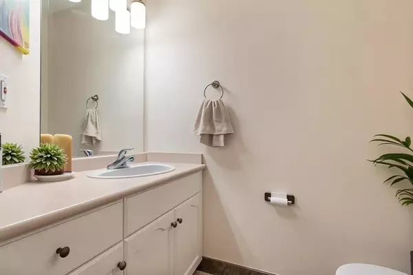 Chilliwack, BC V2R 5L7,46360 Valleyview RD #35