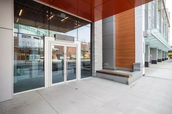 Burnaby, BC V5H 0J4,6080 Mckay AVE #308
