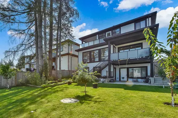 Surrey, BC V4N 2Z3,8978 160 ST