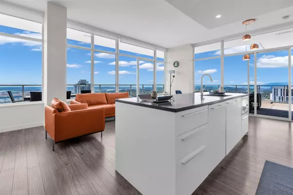 Burnaby, BC V5H 0H8,6383 Mckay AVE #4003