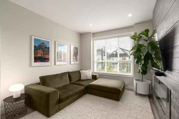 4949 47a AVE #9 Ladner, BC V4K 1T6