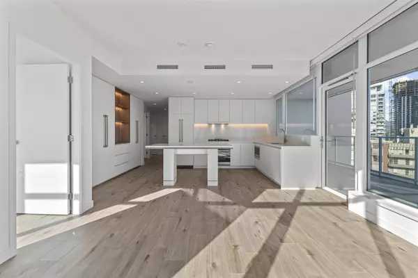 720 Farrow ST #1305 Coquitlam, BC V3J 0P3