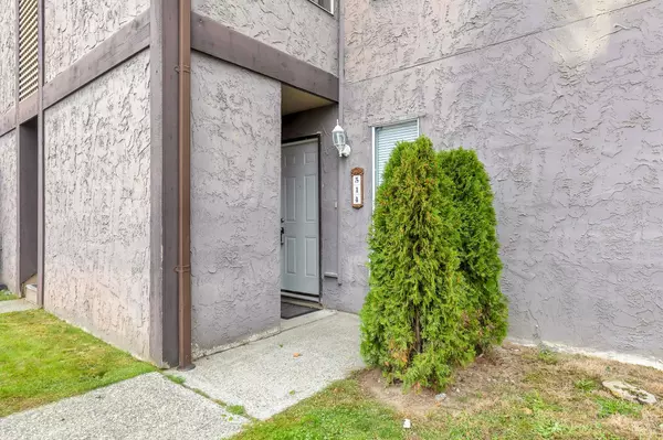 Abbotsford, BC V3G 2E7,34909 Old Yale RD #514