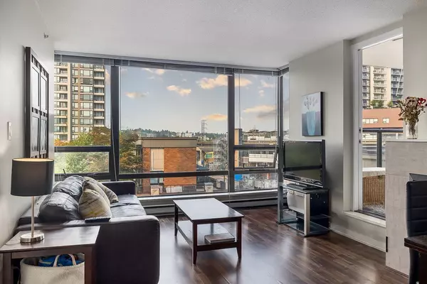 Burnaby, BC V5C 0A2,4182 Dawson ST #506