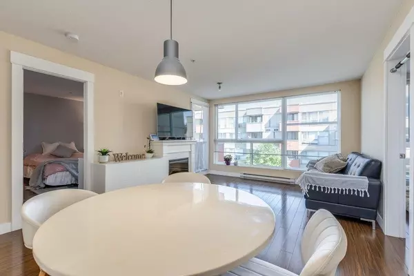 Maple Ridge, BC V2X 6M2,12075 228 ST #313