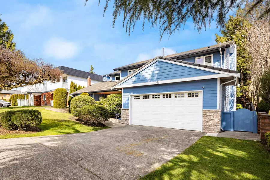 5445 Candlewyck Wynd, Delta, BC V4M 3T7