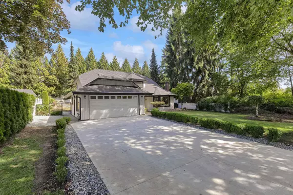 Surrey, BC V4N 1T5,10418 Fraserglen DR