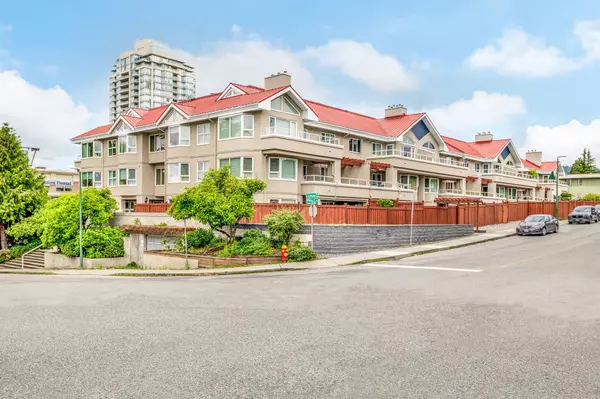 501 Cochrane AVE #102, Coquitlam, BC V3J 7W5