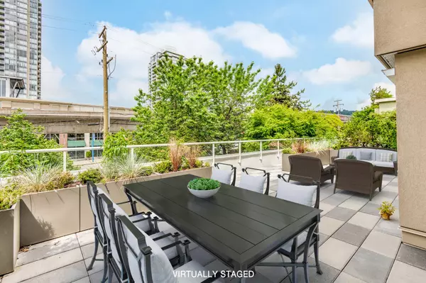 501 Cochrane AVE #102, Coquitlam, BC V3J 7W5