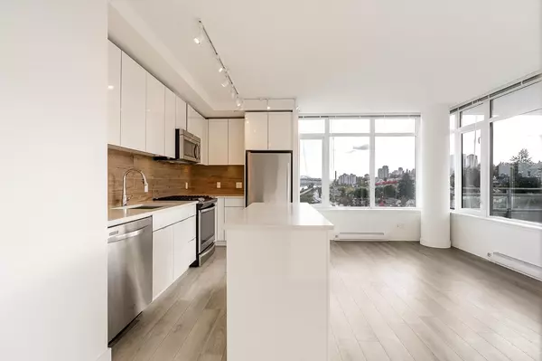 New Westminster, BC V3L 0H4,200 Nelson's CRES #801