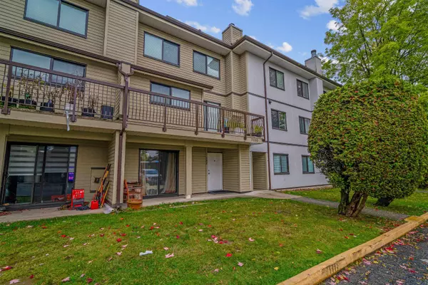 Surrey, BC V3W 7Z7,7150 133 ST #102