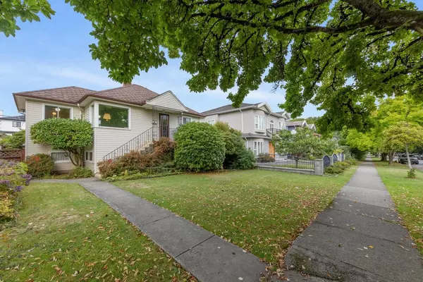 Vancouver, BC V5V 4X5,4805 Inverness ST
