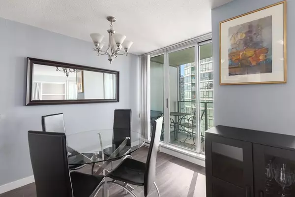 Vancouver, BC V6Z 3B8,1438 Richards ST #2706